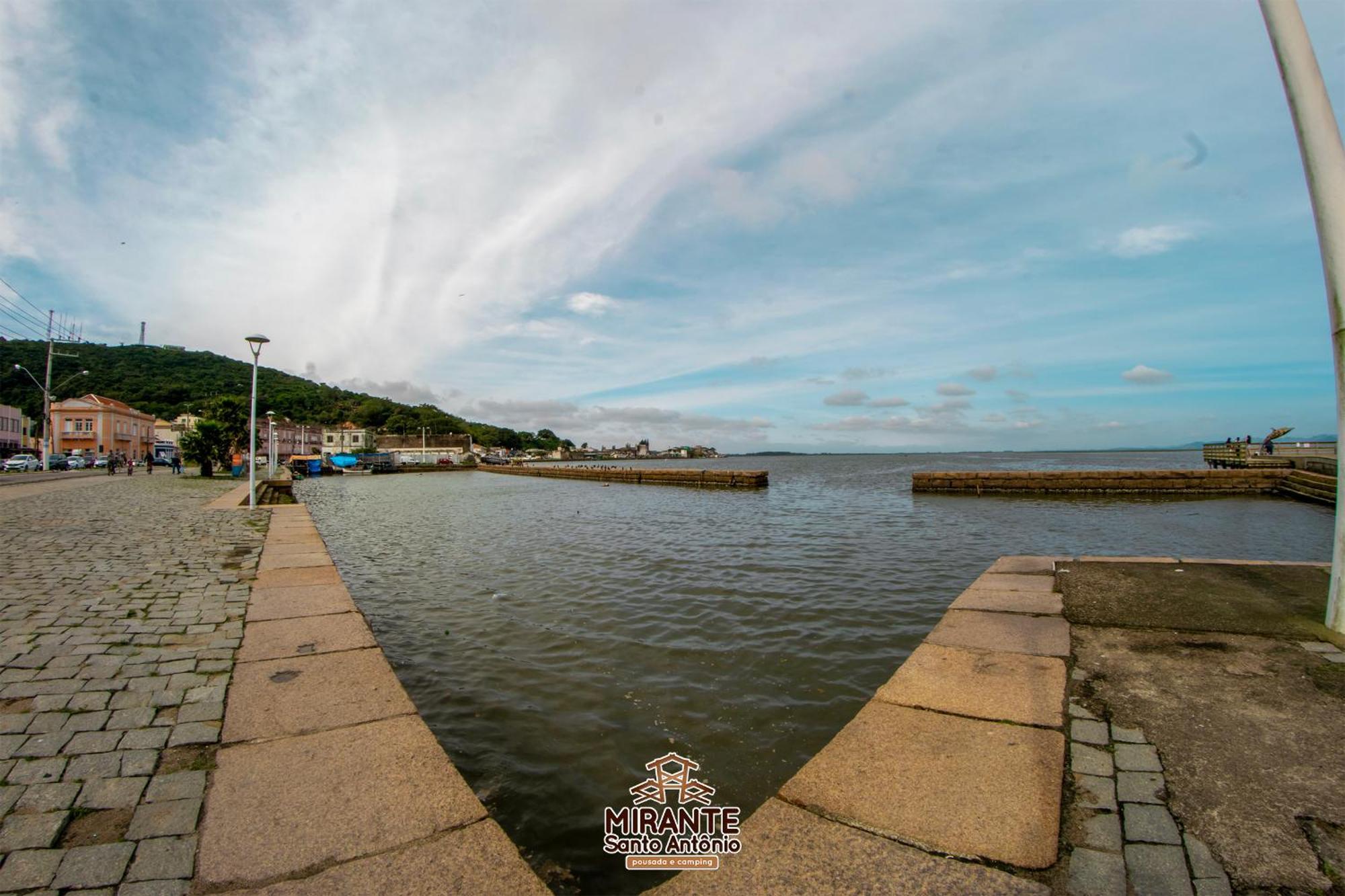 Mirante Santo Antonio Pousada E Camping Laguna Exterior foto